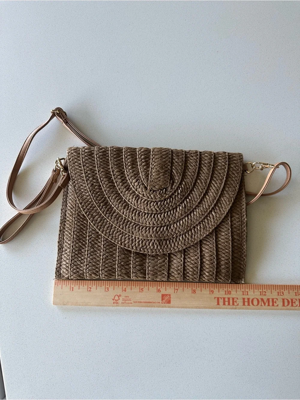 Woven Straw Crossbody Bag in Light Brown